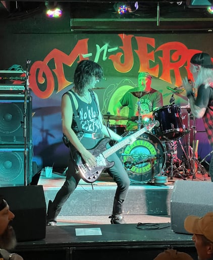 Gallery photo 4 of Paradise Rose - Guns N' Roses Tribute