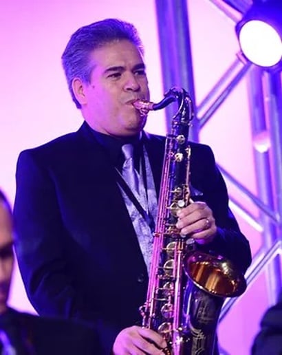 Gallery photo 2 of Paraiso Latino Band