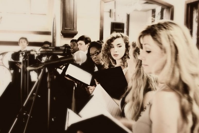 Gallery photo 8 of The Parson Brown Singers Christmas Carolers