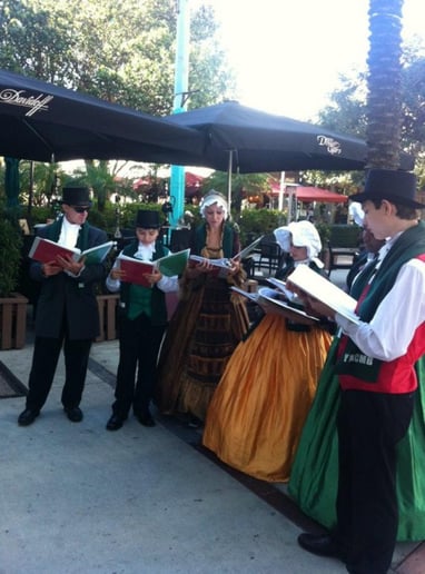 Gallery photo 20 of The Parson Brown Singers Christmas Carolers