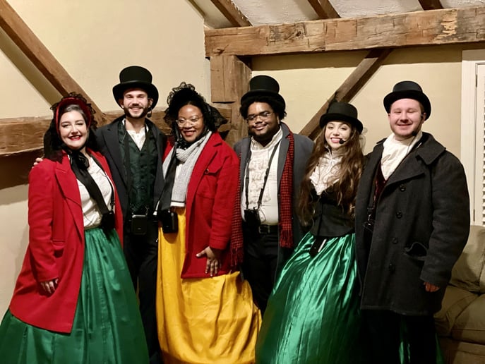 Gallery photo 14 of The Parson Brown Singers Christmas Carolers