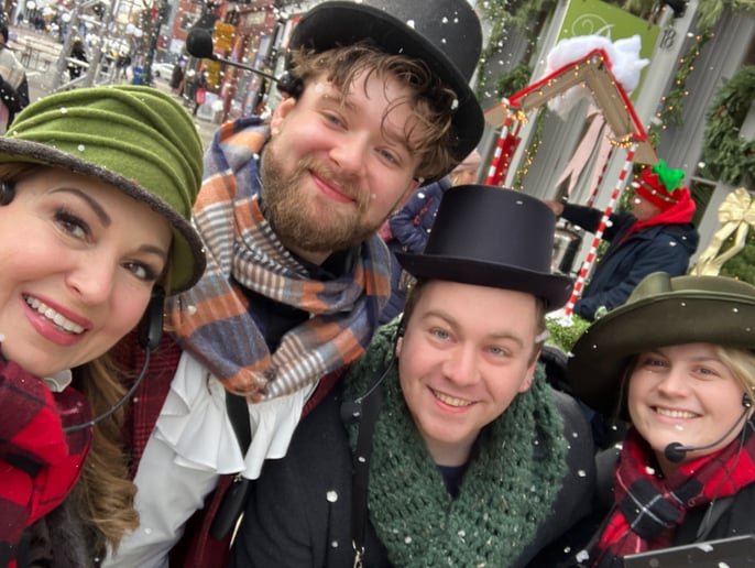 Gallery photo 2 of The Parson Brown Singers Christmas Carolers
