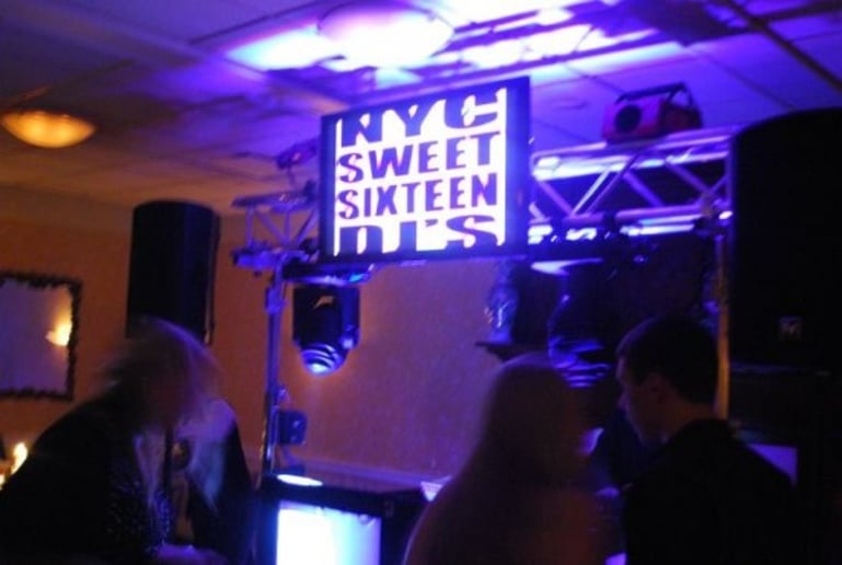 Gallery photo 1 of Parties on Point Entertainment