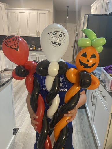 Gallery photo 3 of Party Animal Balloons LLC