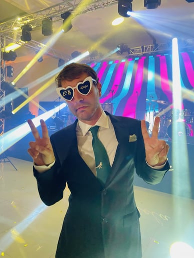 Gallery photo 4 of Party Nick