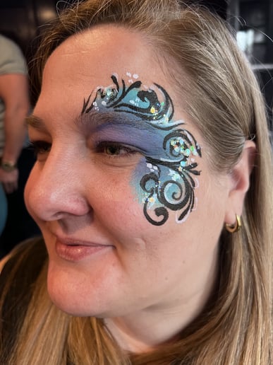 Gallery photo 10 of Party Paints by Mariam
