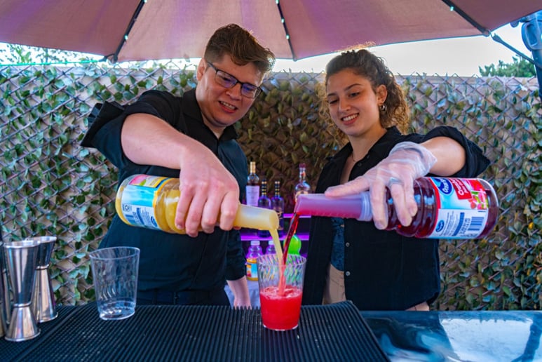 Gallery photo 36 of Party Shakers