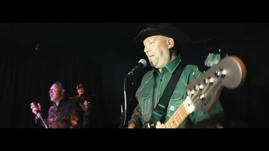 Gallery photo 8 of Throwdown Country Dance Band