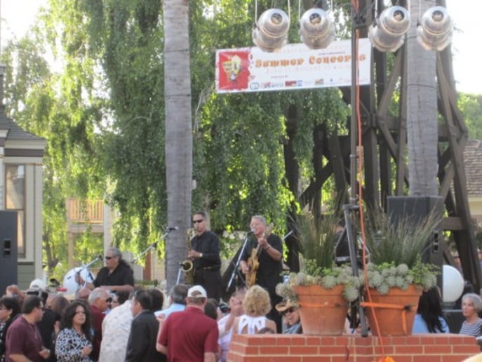 Gallery photo 8 of Passage Entertainment