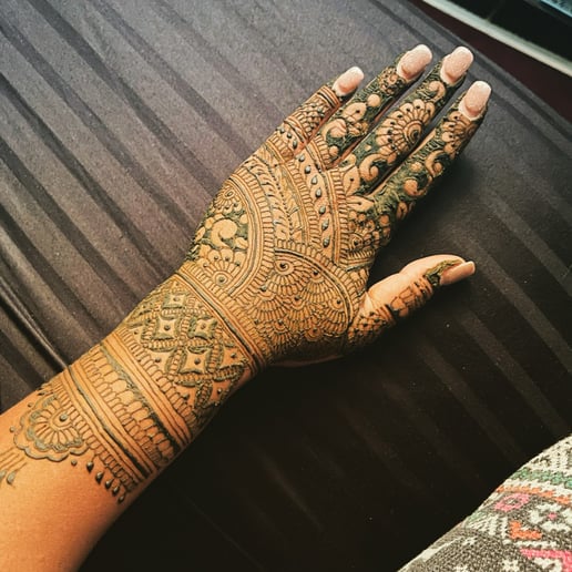 Gallery photo 7 of Patel Mehndi Traditions