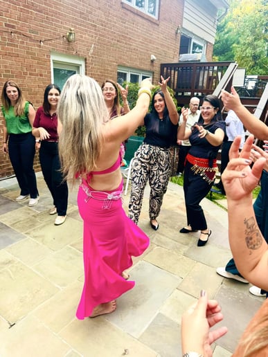 Gallery photo 5 of Patricia Belly Dancer