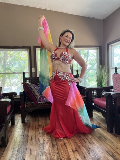 Gallery photo 10 of Patricia Belly Dancer
