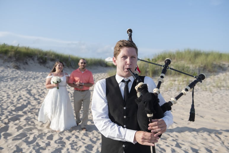 Gallery photo 10 of Patrick Roniger - Professional Bagpiper