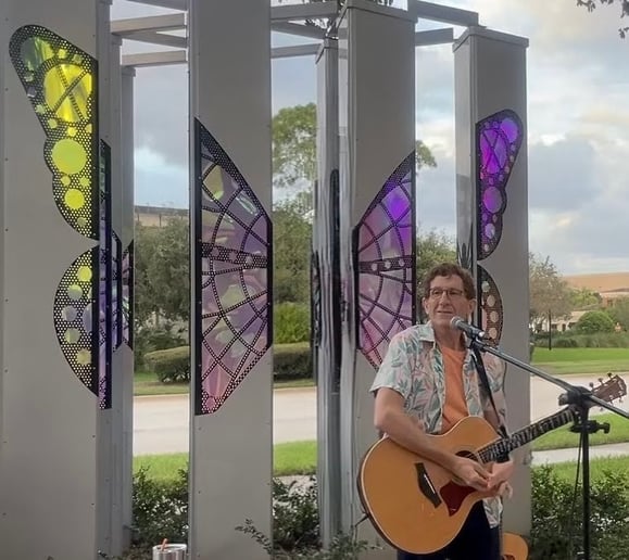 Gallery photo 9 of PatrickMacMusic