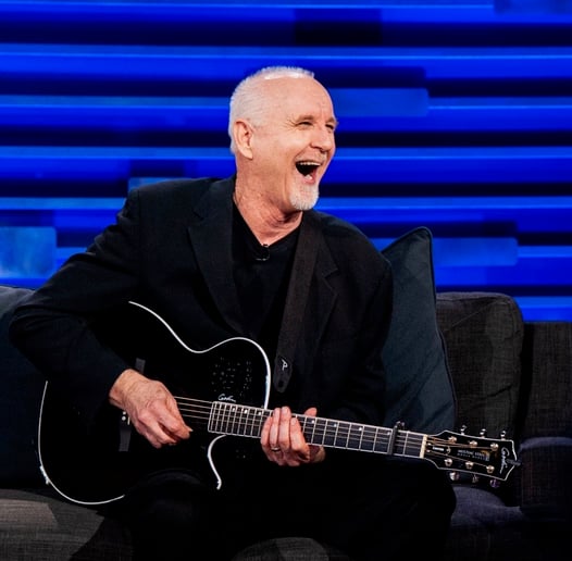 Gallery photo 4 of Paul Aldrich - Musical Comedian