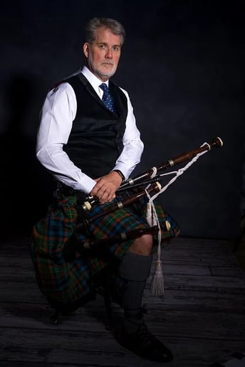 Gallery photo 6 of Bagpiper - Paul Macleish