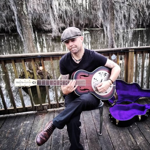 Gallery photo 10 of Paul Olives: One Man Jams