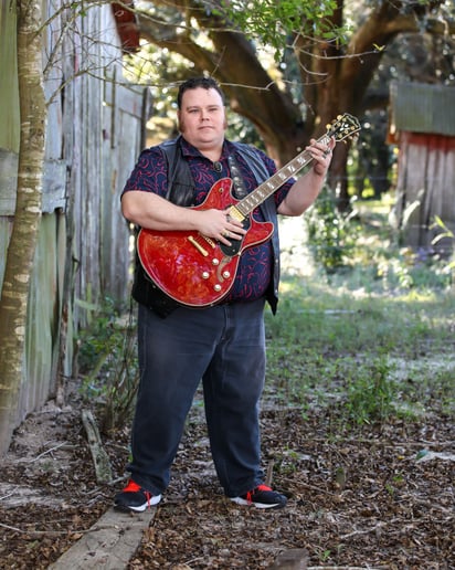 Gallery photo 10 of Paul Piazza Music