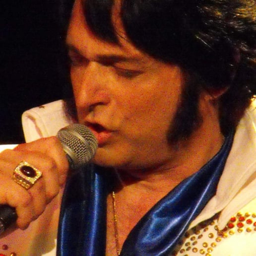 Gallery photo 3 of Paul Truman - Elvis Tribute Artist