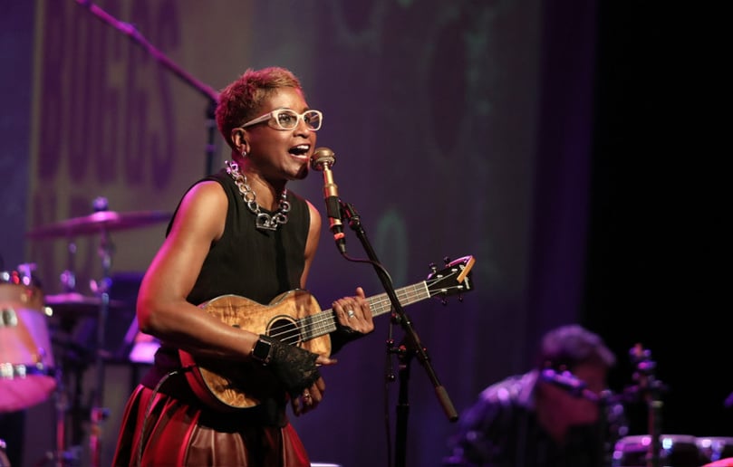 Gallery photo 3 of Paula Boggs Band