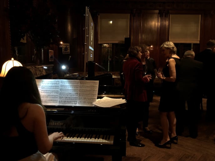 Gallery photo 10 of Juilliard-Pianist Paulina Simkin
