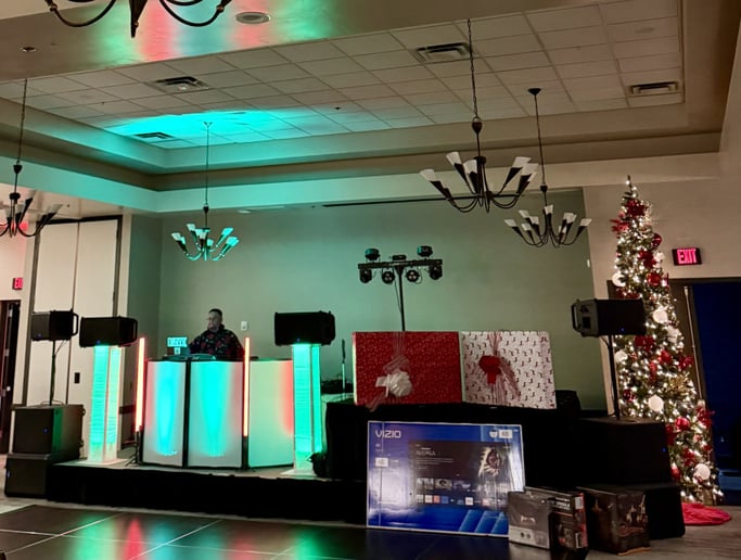 Gallery photo 6 of Pay The DJ Ent