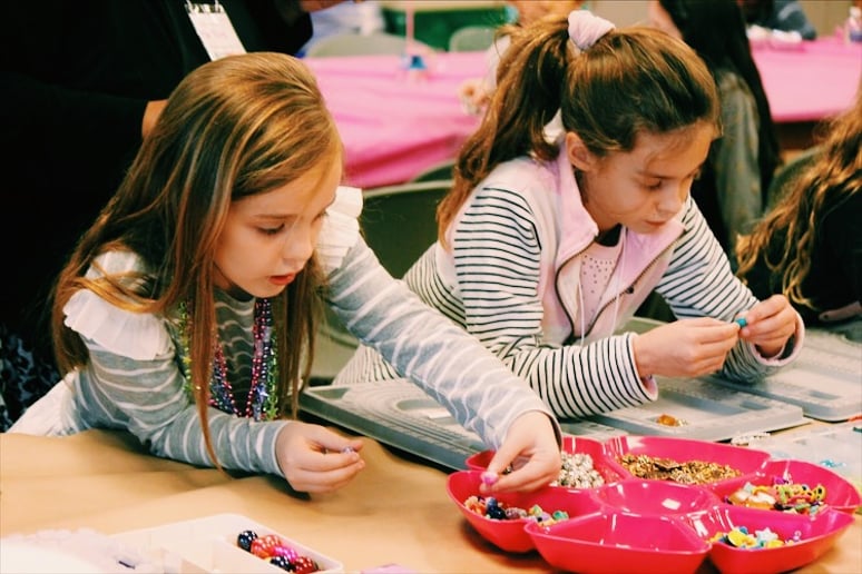 Gallery photo 4 of Peace Love Beads Parties
