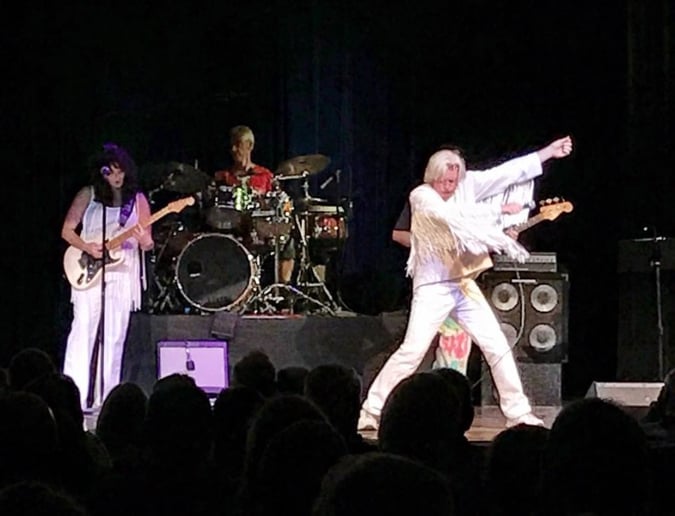 Gallery photo 2 of Peace Of Woodstock