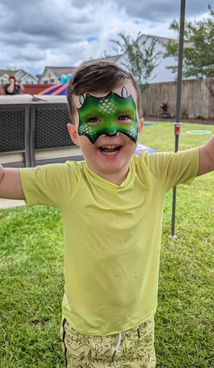 Gallery photo 7 of Peachy Palette Face Painting