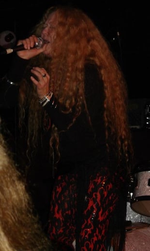 Gallery photo 1 of Pearl Moon - a Janis Experience