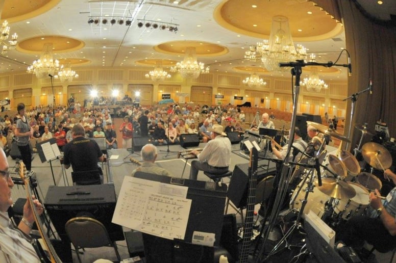 Gallery photo 4 of Pearl Pro Audio