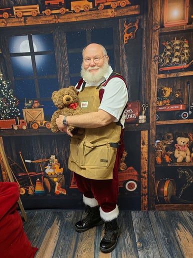 Gallery photo 5 of Pensacola's Santa
