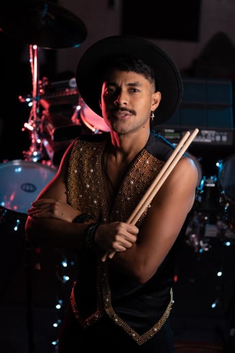 Gallery photo 1 of Hussein DJ Percussionist Show