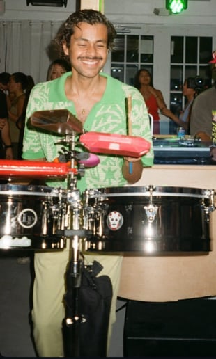 Gallery photo 5 of Hussein DJ Percussionist Show