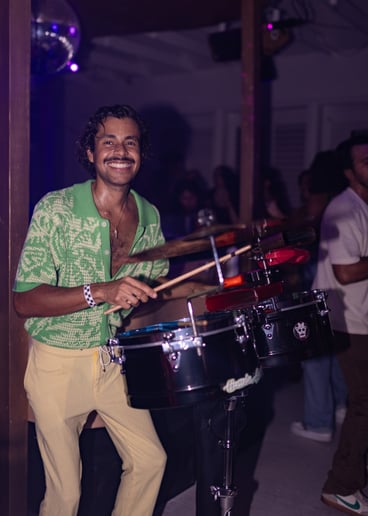 Gallery photo 6 of Hussein DJ Percussionist Show