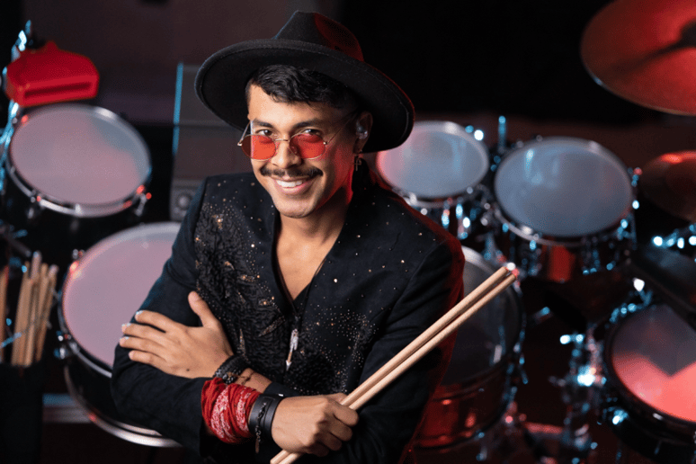 Gallery photo 7 of Hussein Abdala | Live Miami DJ Percussion Drums Show