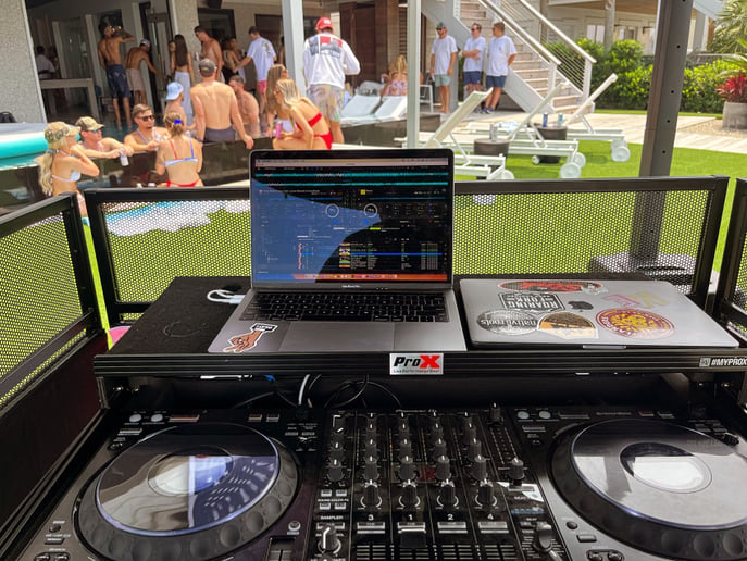 Gallery photo 1 of Perfect DJ Events