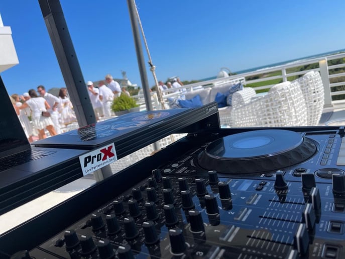 Gallery photo 2 of Perfect DJ Events