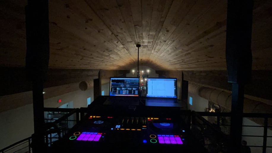 Gallery photo 7 of Perfect DJ Events