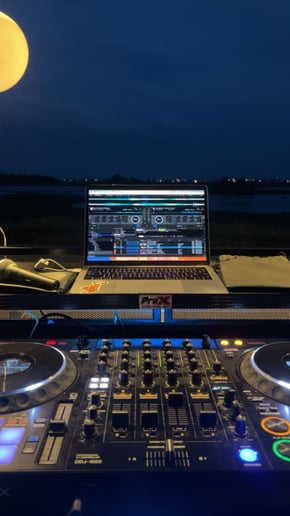 Gallery photo 8 of Perfect DJ Events