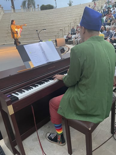 Gallery photo 2 of Performance Pianist