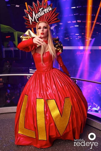 Gallery photo 5 of Performers and Greeters With Your Logos