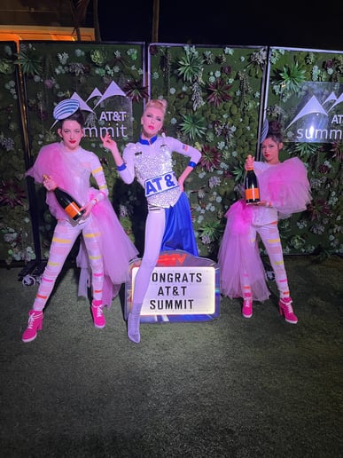 Gallery photo 8 of Performers and Greeters With Your Logos