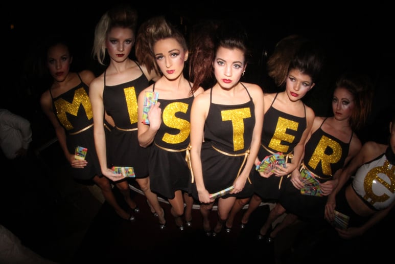Gallery photo 9 of Performers and Greeters With Your Logos