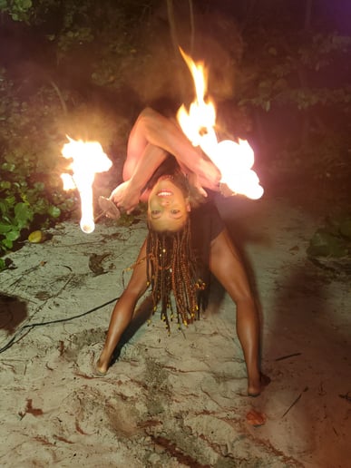 Gallery photo 1 of Performing Artist