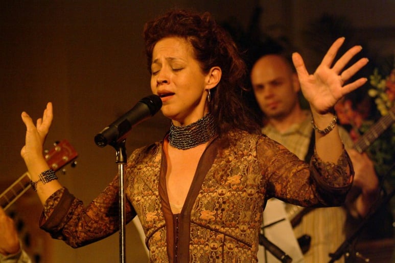 Gallery photo 2 of Perla Batalla