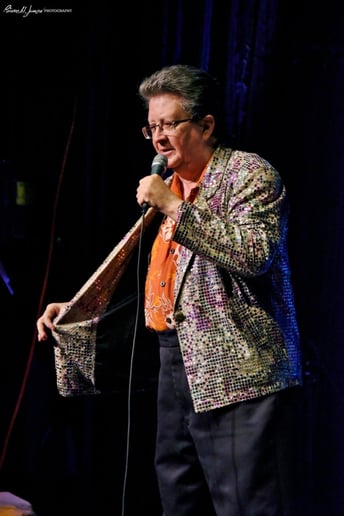 Gallery photo 5 of Perry Kurtz