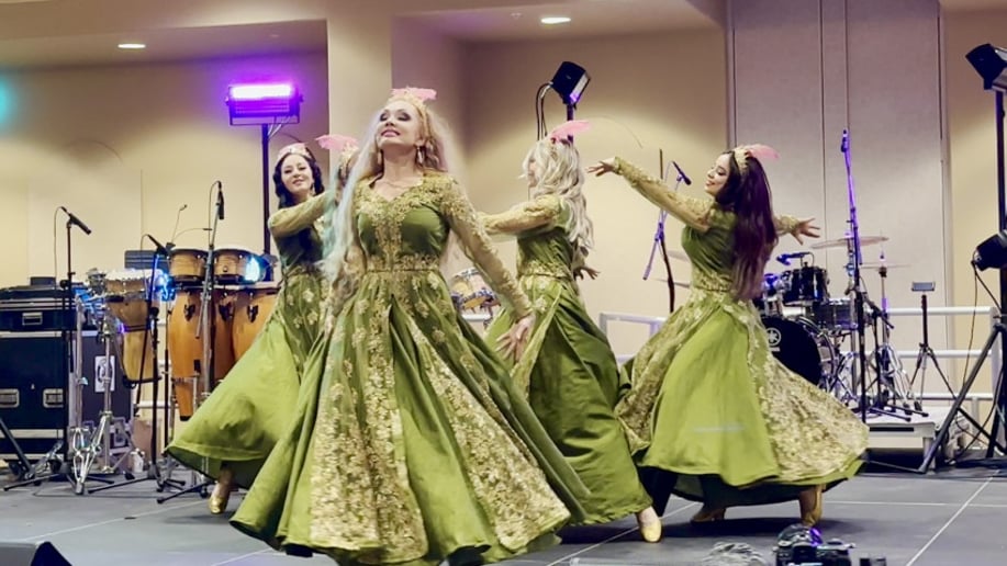 Gallery photo 7 of Persian Traditional Dance