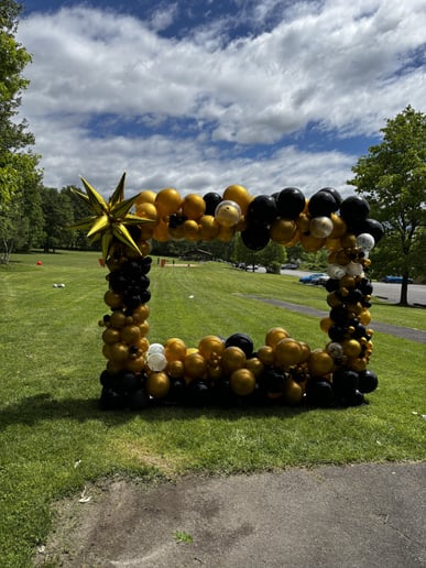 Gallery photo 8 of Petal & Pine Balloon Co.