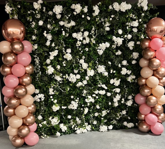 Gallery photo 8 of Petals & Pose Flower Walls